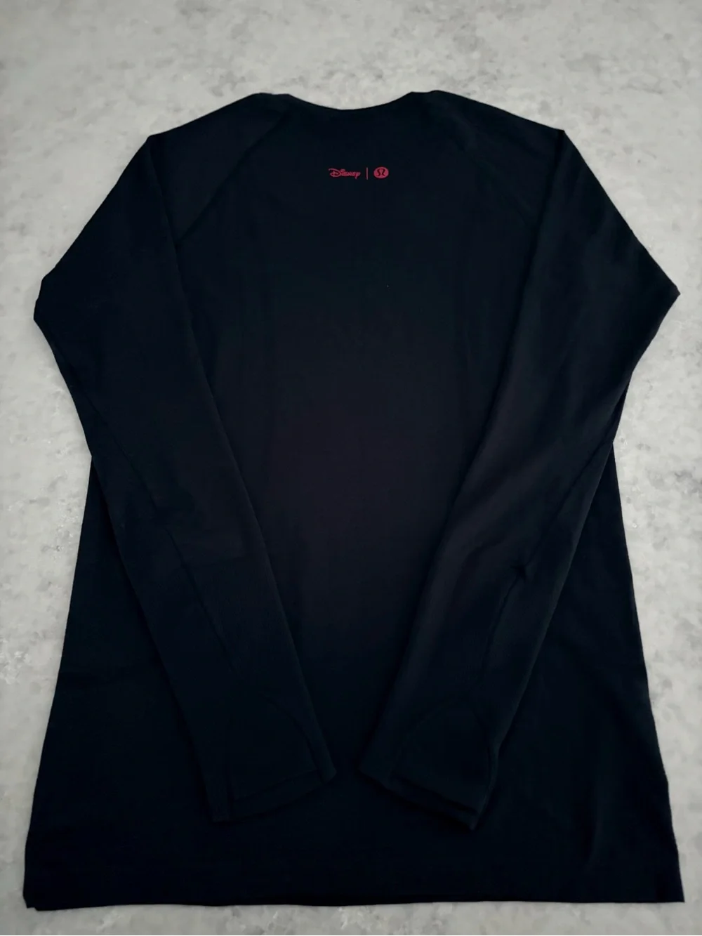 Disney x Lululemon Swiftly Long Sleeve Shirt - Black / Size 8